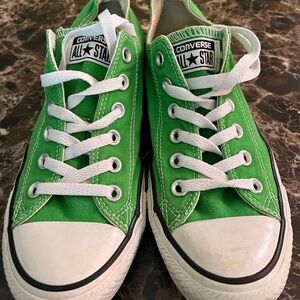 Converse All Star Green Sneakers woman’s size 8